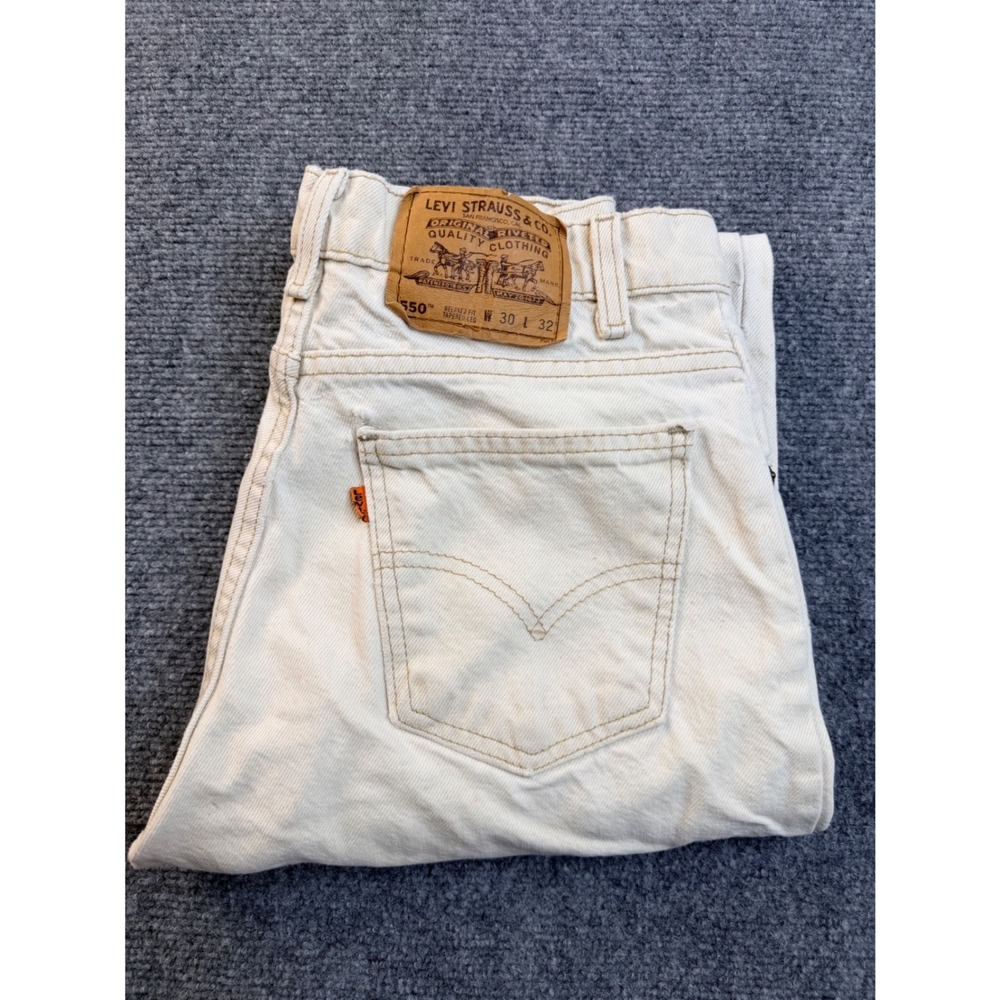 Vintage Levis 550 Mens 30x32 White Jeans Relaxed Fit Tapered Leg USA Made 90s